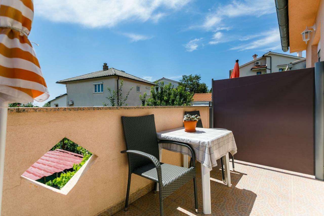 Holiday House Snjezana كرك المظهر الخارجي الصورة